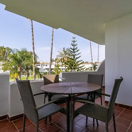 134 - Stylish Modern With Pool, Mijas Apartment Malaga
